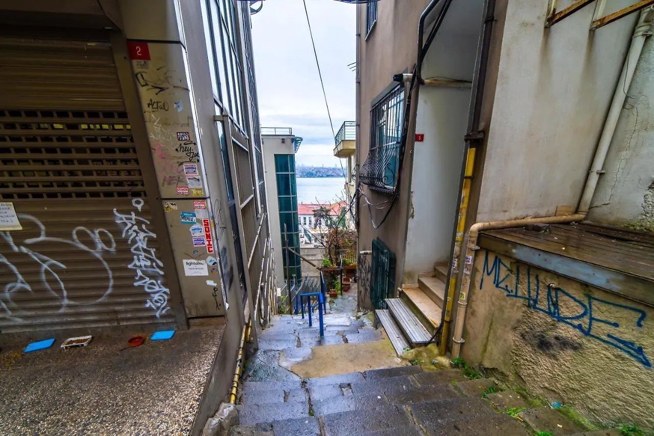 Bosphorus Menekshe Rezidances Apartment Istanbul