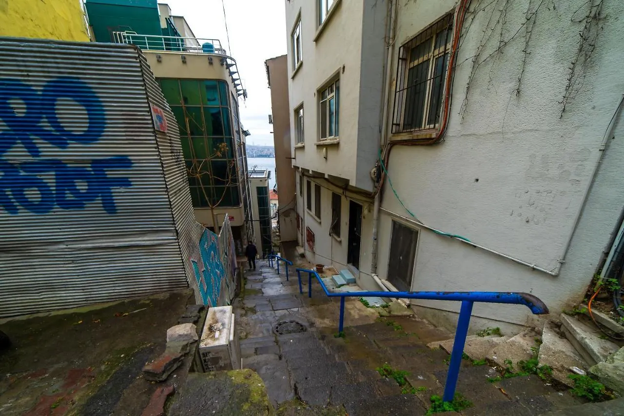 Bosphorus Menekshe Rezidances Apartment Istanbul