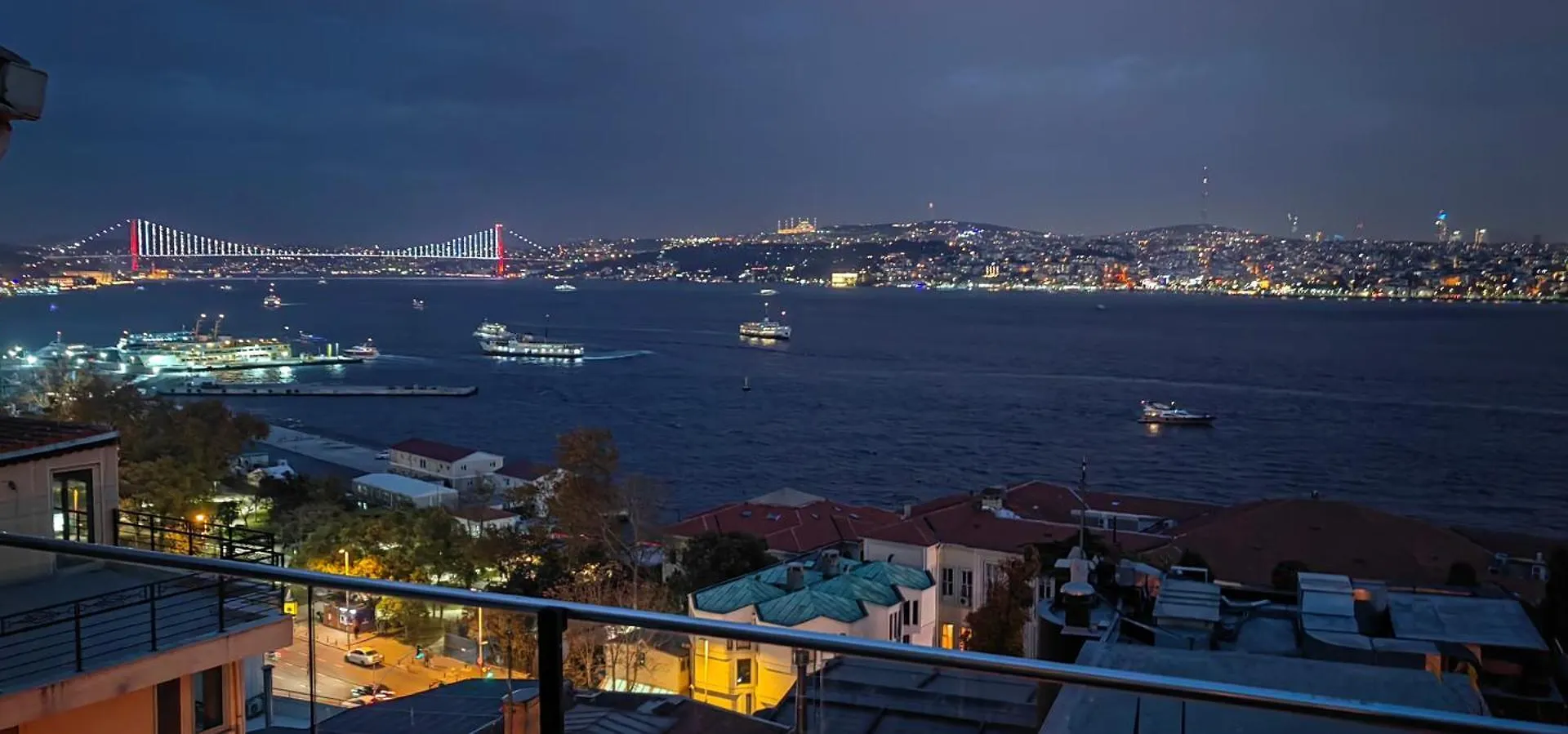 Bosphorus Menekshe Rezidances Apartment Istanbul Turcia