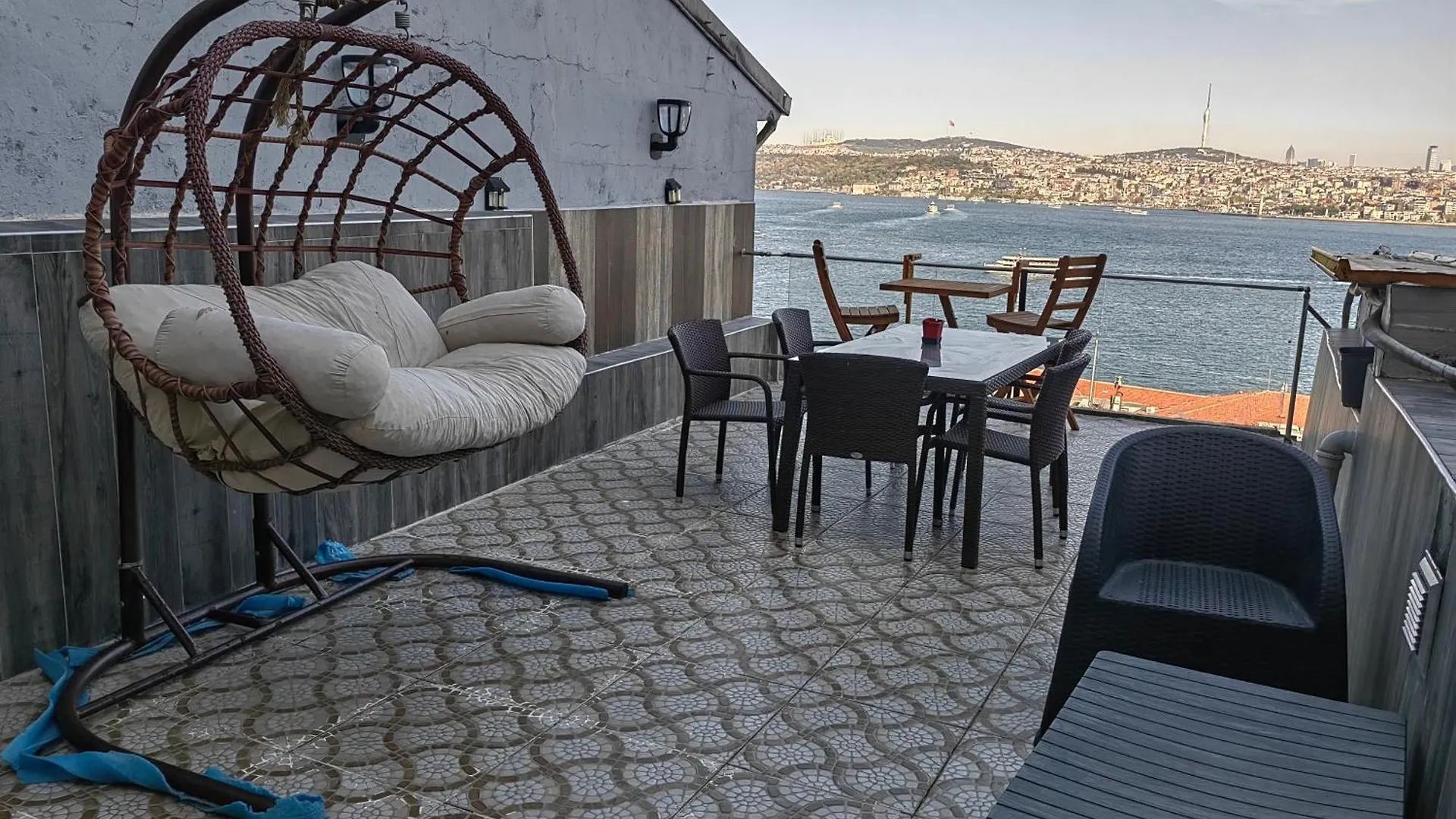 Bosphorus Menekshe Rezidances Apartment Istanbul