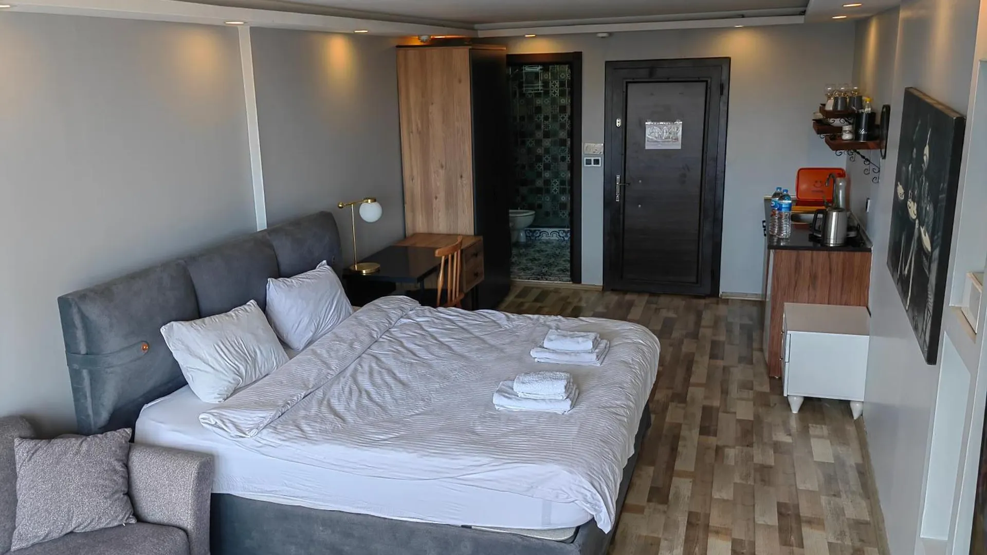Bosphorus Menekshe Rezidances Apartment Istanbul