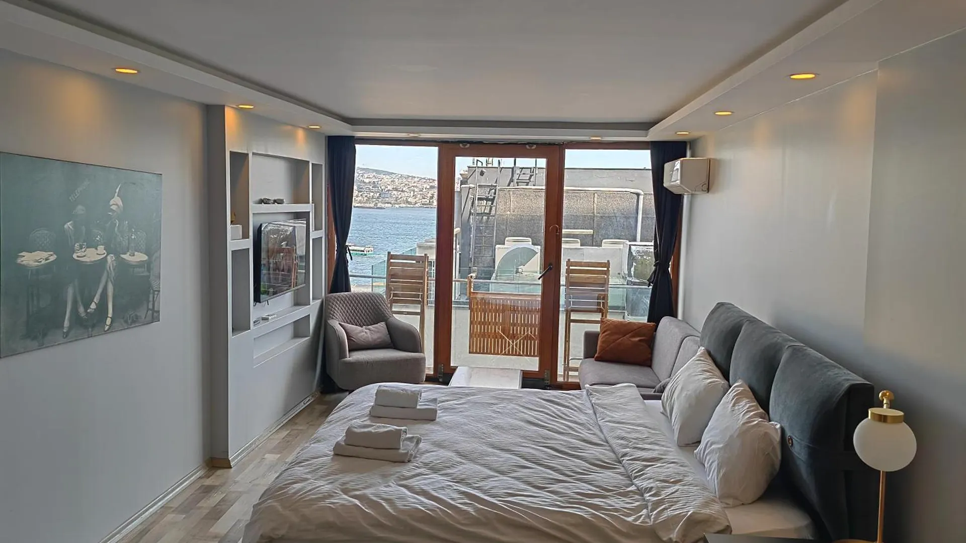 Bosphorus Menekshe Rezidances Apartment Istanbul