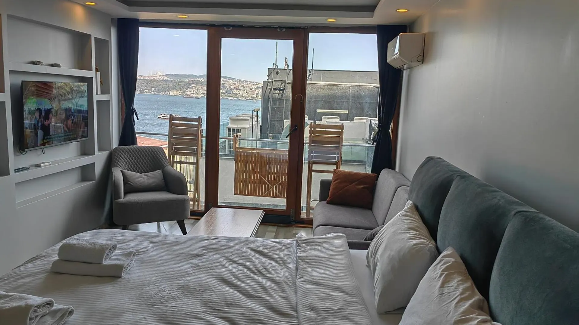 Bosphorus Menekshe Rezidances Apartment Istanbul Turcia