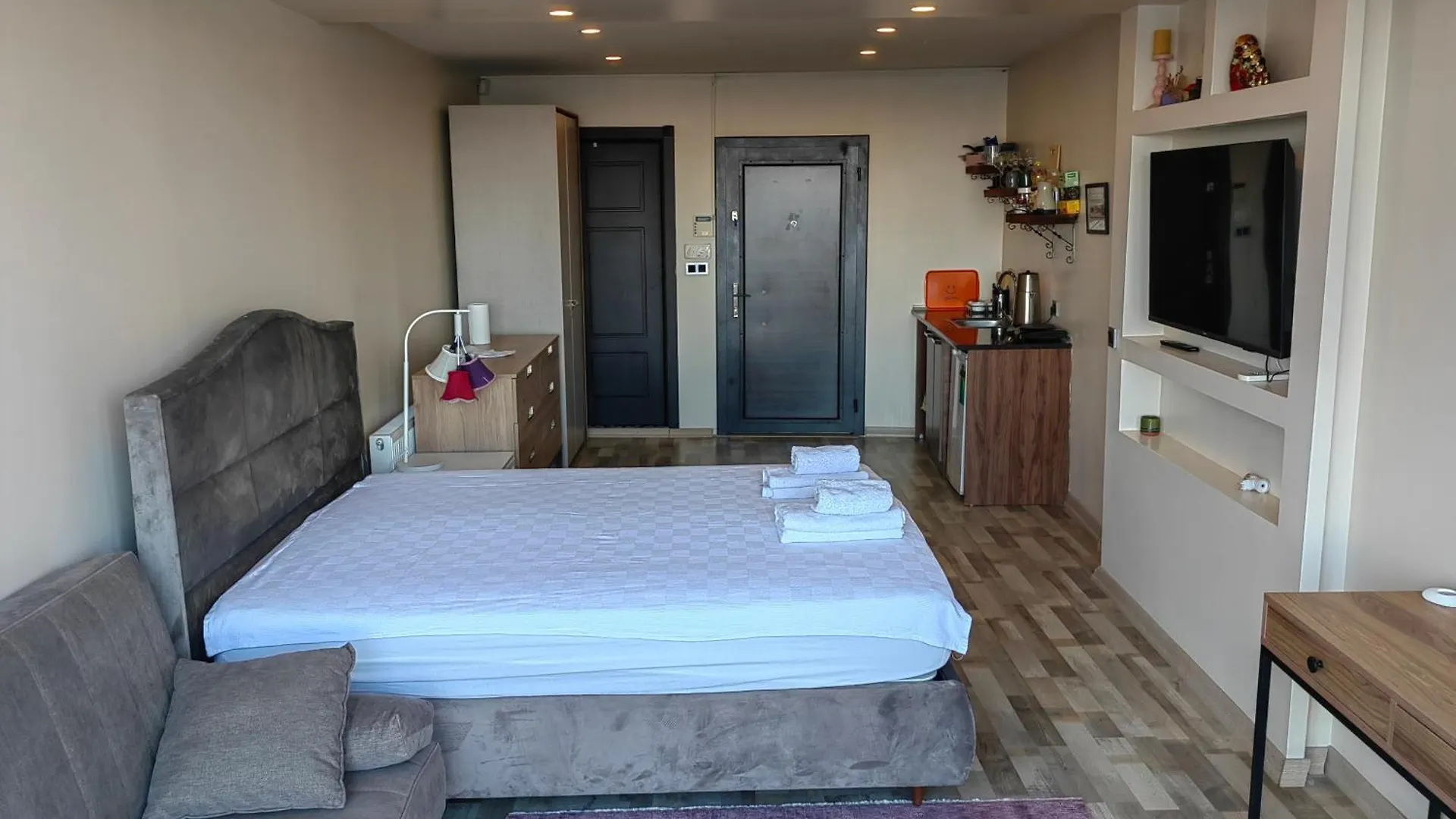 Bosphorus Menekshe Rezidances Apartment Istanbul