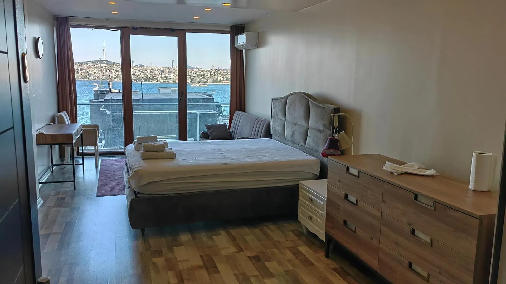 Bosphorus Menekshe Rezidances Apartment Istanbul