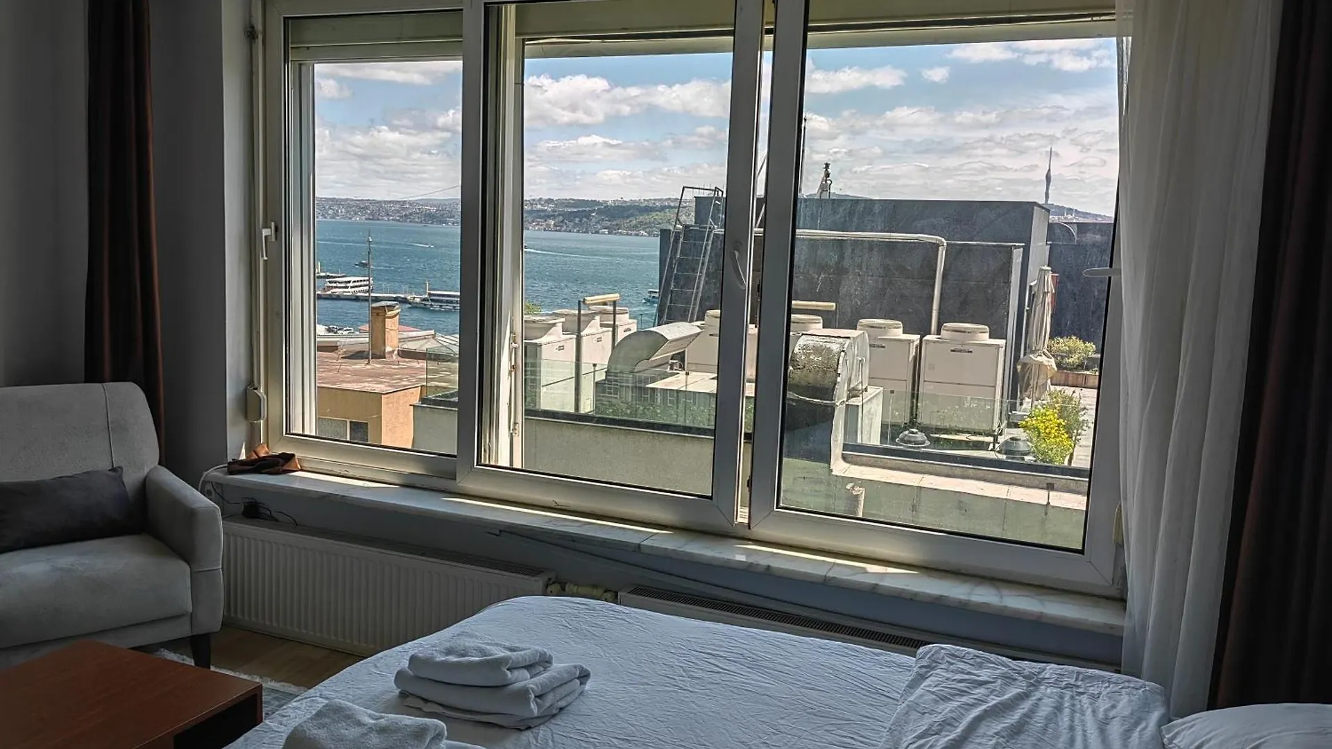 Bosphorus Menekshe Rezidances Apartment Istanbul