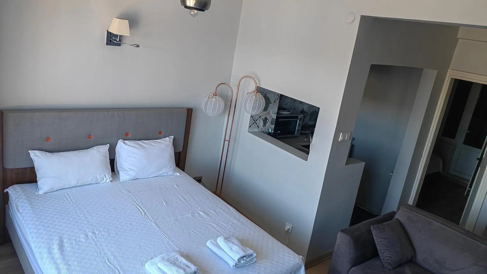 Bosphorus Menekshe Rezidances Apartment Istanbul