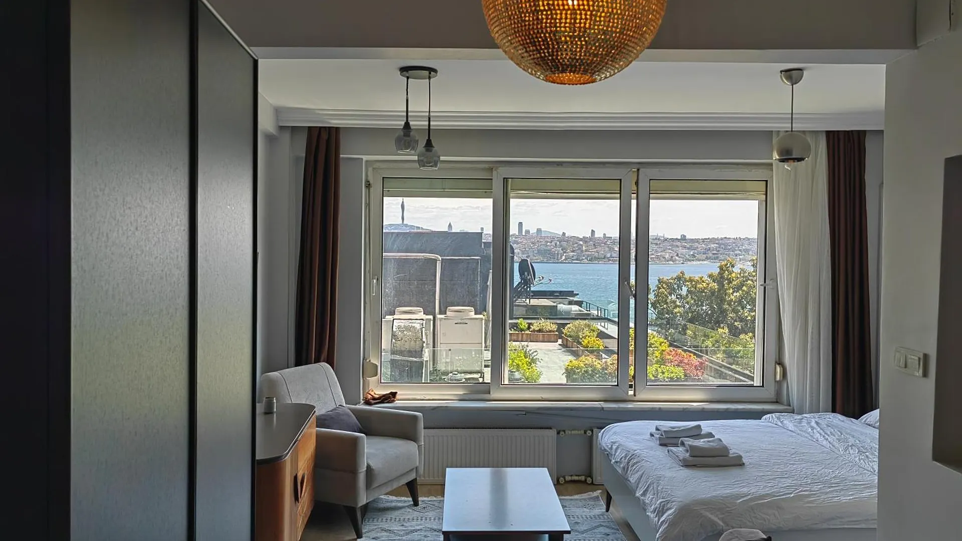 Bosphorus Menekshe Rezidances Apartment Istanbul Turcia